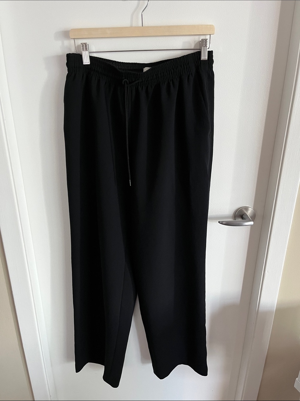 Wilfred Woman’s Black Elastic-Waist Drawstring Pants size M